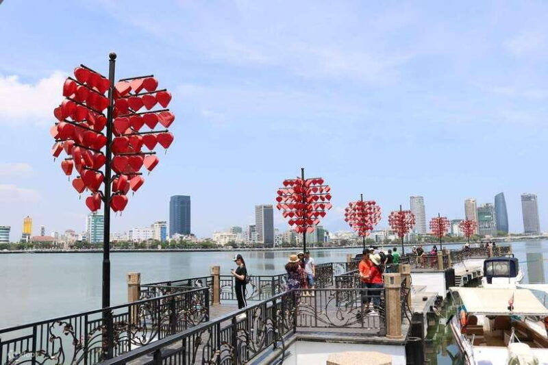 da-nang-city-sightseeing-private-tour-with-female-tour-guide