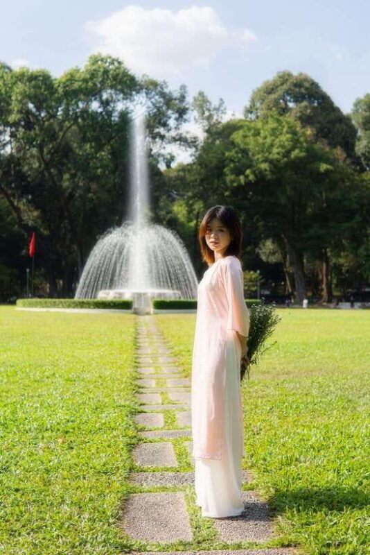 Da Nang City Styled Photoshoot Tour With Makeup Photographer - Who Will Love This Experience?