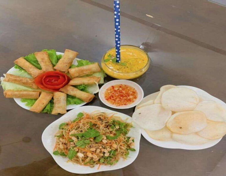 da-nang-cooking-pho-vietnamese-dishes-with-local-chef
