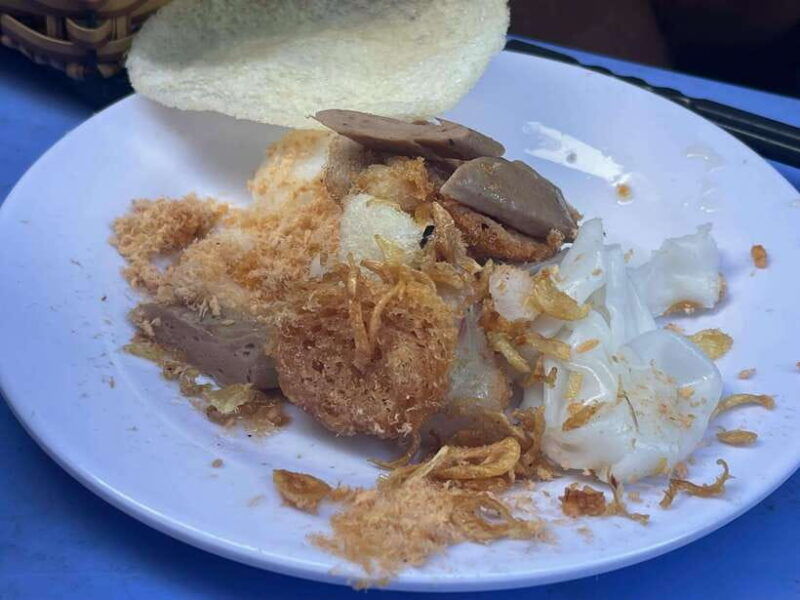 da-nang-cruise-on-han-river-and-street-food-private-tour