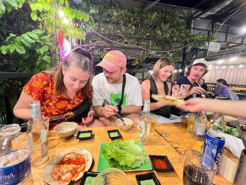 da-nang-cruise-on-han-river-and-street-food-private-tour