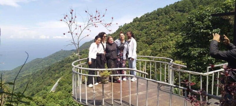 da-nang-easy-ride-to-hai-van-pass-and-marble-mountain-tour