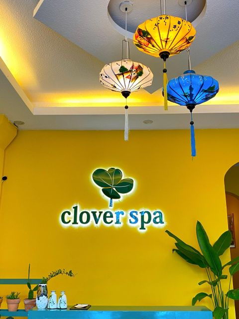 da-nang-experience-bamboo-massage-at-clover-spa-viet-nam