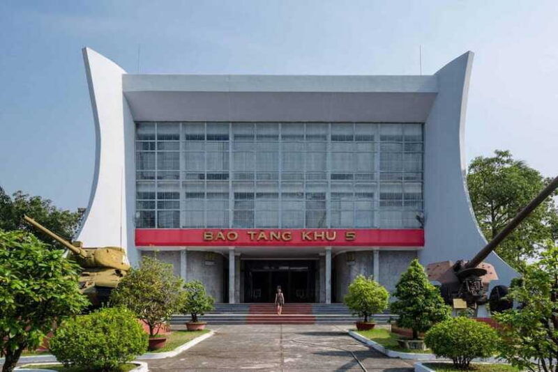 da-nang-guided-city-tour-with-museums-and-bridges