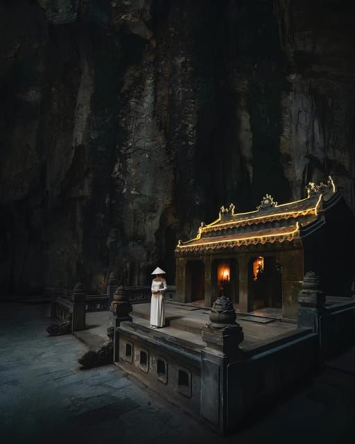 da-nang-half-day-city-tour-linh-ung-marble-am-phu-cave