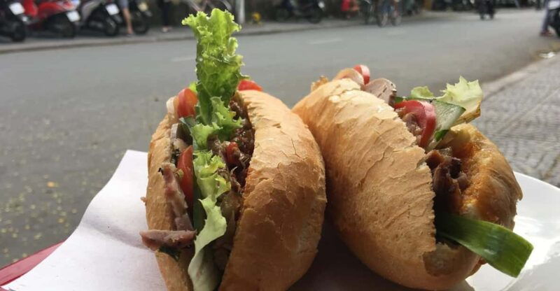 da-nang-hidden-street-food-by-walking-tour-with-local-lady