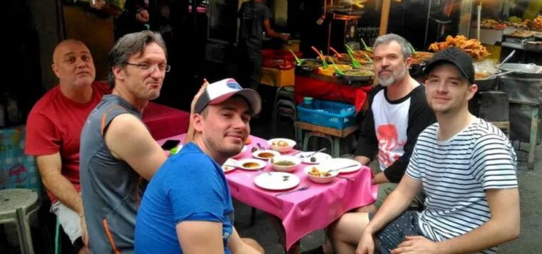 da-nang-hidden-street-food-by-walking-tour-with-local-lady
