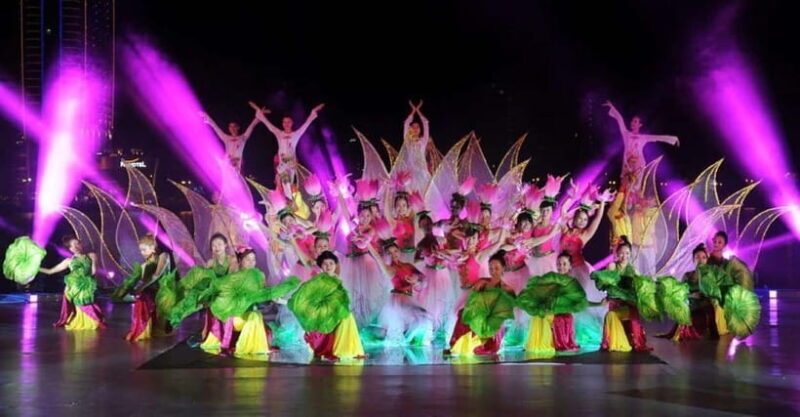 Da Nang/Hoi An: Ao Dai Show with Hotel Transfers - Who Should Consider This Experience?