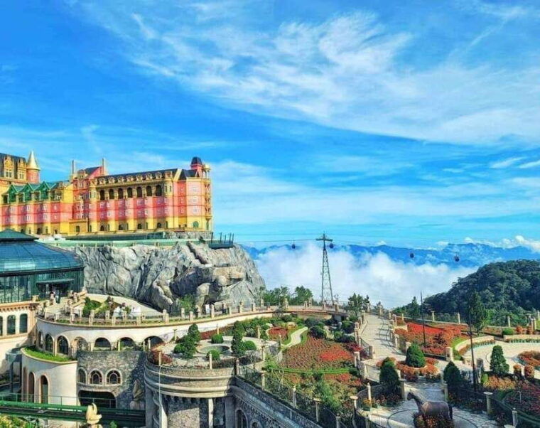 da-nang-hoi-an-ba-na-hills-and-golden-bridge-full-day-tour