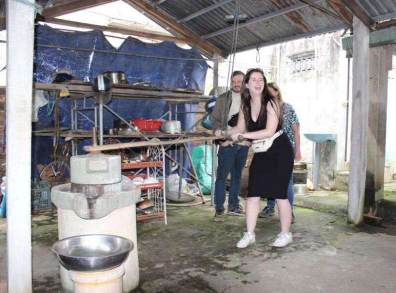 da-nang-hoi-an-luxury-my-son-holyland-small-group-adventure