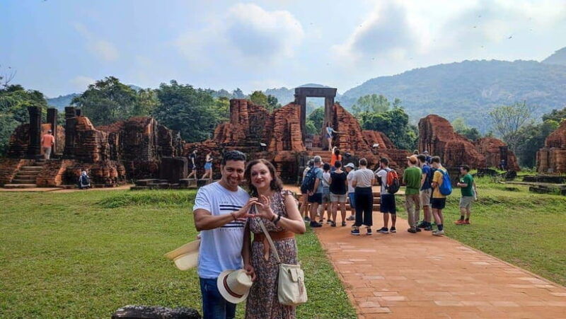 da-nang-hoi-an-luxury-my-son-holyland-small-group-adventure