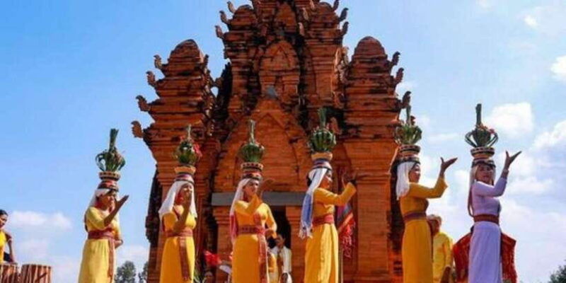 da-nang-hoi-an-my-son-holyland-rice-paper-making-morning-3