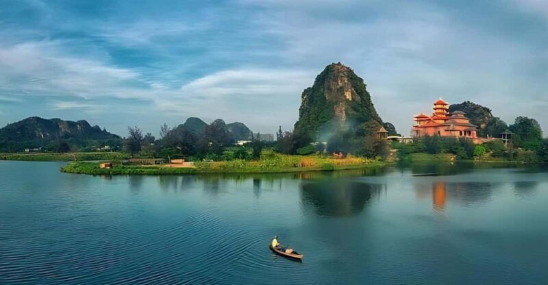 da-nang-hoi-an-my-son-sanctuary-marble-mountain-tour