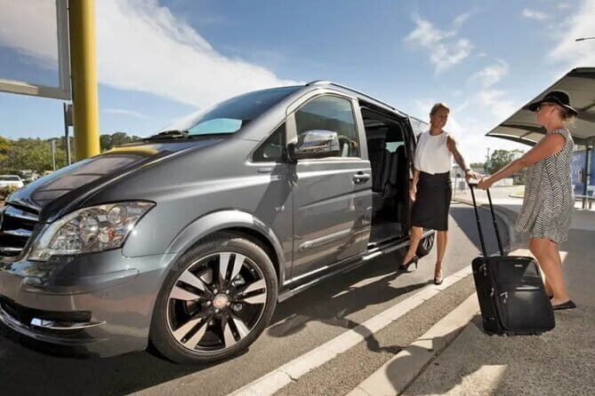 Da Nang - Hue: Daily Limousine Bus - Is This Service Worth It?