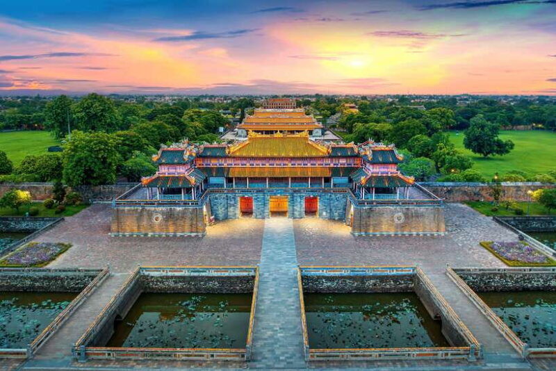 da-nang-hue-day-trip-from-danang-by-car-tour-guide