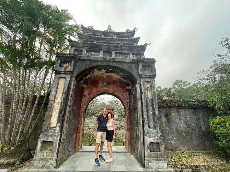 da-nang-hue-day-trip-from-danang-by-car-tour-guide