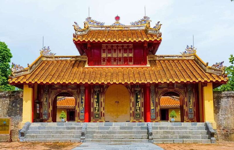 da-nang-hue-day-trip-from-danang-by-car-tour-guide