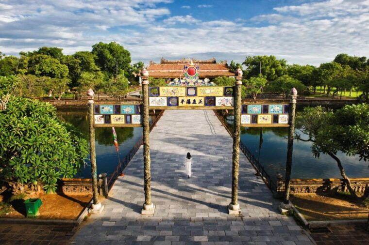 da-nang-imperial-city-of-hue-day-trip-with-lunch-and-ticket