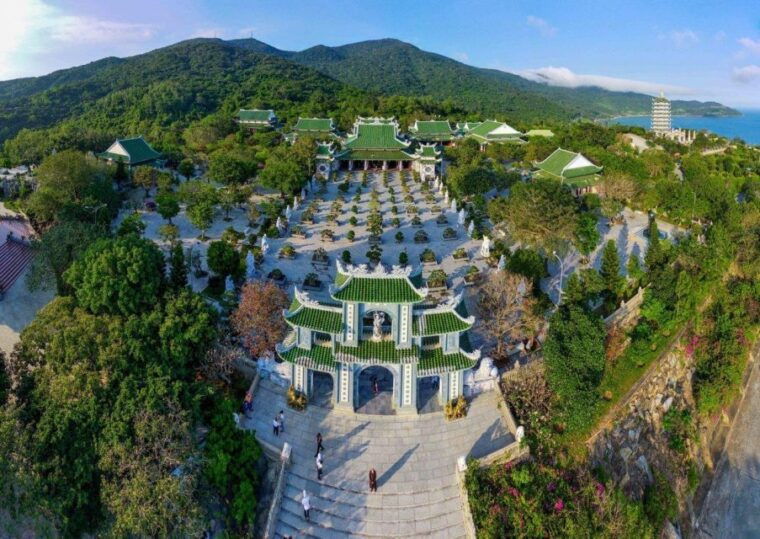 da-nang-lady-buddha-marble-mountain-am-phu-cave-tour