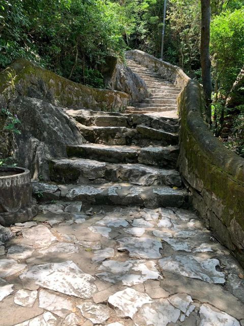 da-nang-lady-buddha-marble-mountains-and-am-phu-cave-tour