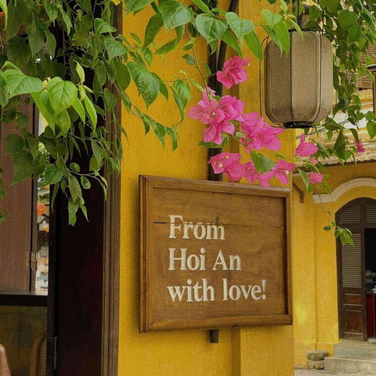 da-nang-linh-ung-pagoda-marble-mountain-and-hoi-an-tour-2