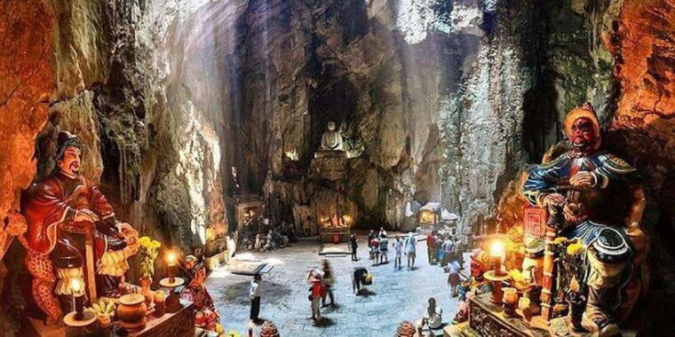 da-nang-linh-ung-pagoda-marble-mountain-and-hoi-an-tour-3