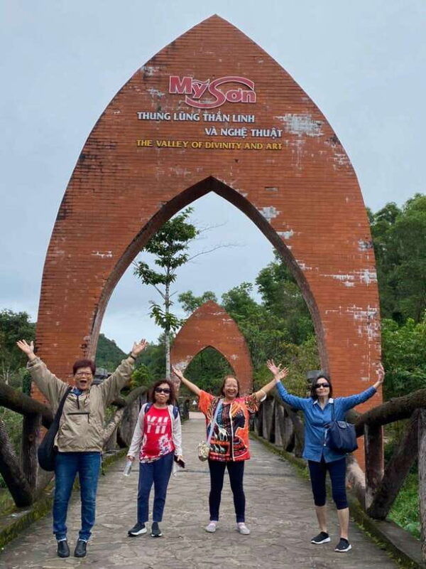 da-nang-my-son-hollyland-marble-monkey-mountain-tour