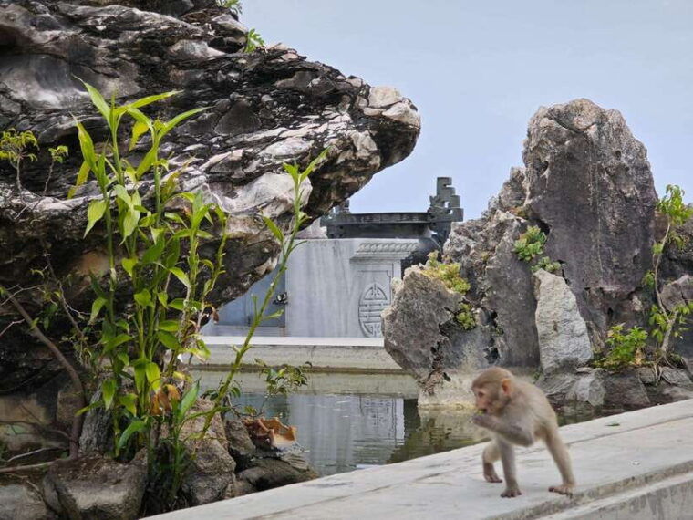 da-nang-private-car-to-hue-with-multi-sightseeing-stops