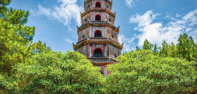 da-nang-private-day-trip-to-hue-via-hai-van-pass
