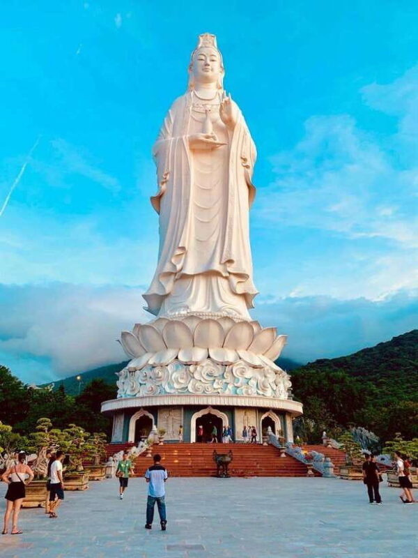 da-nang-private-half-day-city-highlights-tour