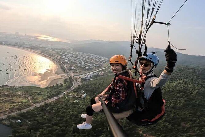 Da Nang Private paragliding experience on Monkey Mountain - Why This Paragliding Tour Stands Out