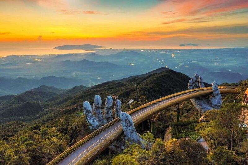 da-nang-private-trip-to-golden-bridge-lady-buddha-marble-mt