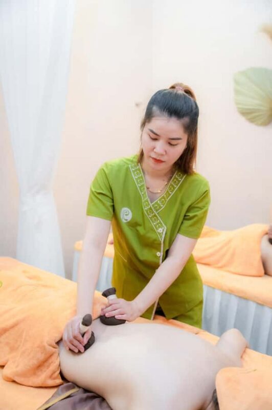 Da Nang: Relax with 90 minutes Aroma Massage (FREE PICK-UP) - Booking and Practical Considerations
