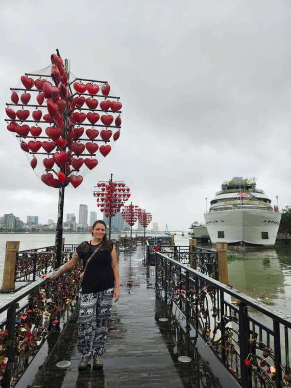 da-nang-sightseeing-motorbike-tour-with-marble-mountain