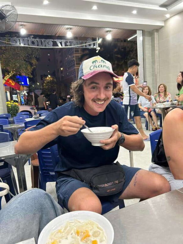 Da Nang Street Food Tour With Acoustic Live Music Bar - Cost and Value: Is It Worth It?