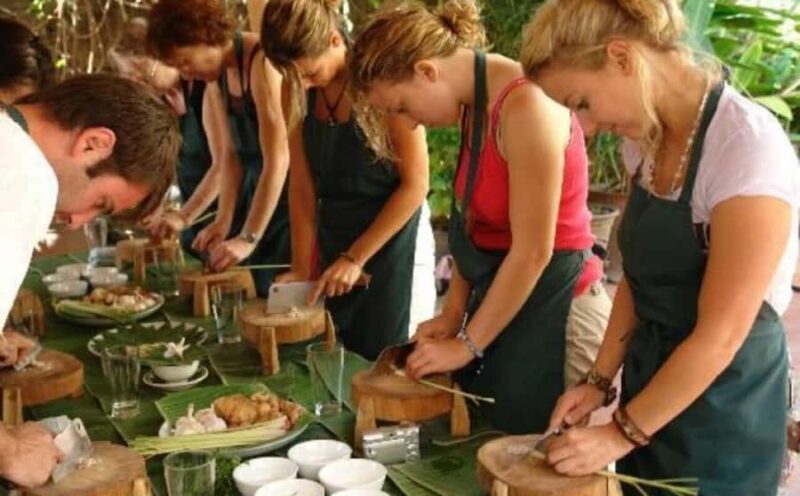 Da Nang: Traditional Cooking Class with meal in Local Family - Authenticity and Cultural Value