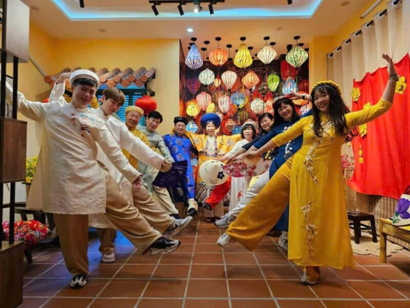 Da Nang: Try on Ao Dai Experience with Ao Dai Show - Key Points