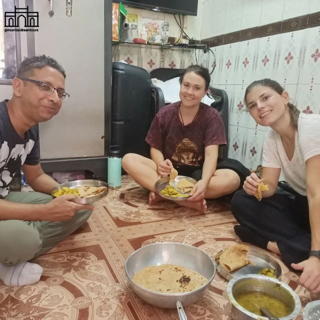 Dabbawaala Dhobi Ghat Dahravi slum With Local Train Ride - Authentic Insights from Past Participants