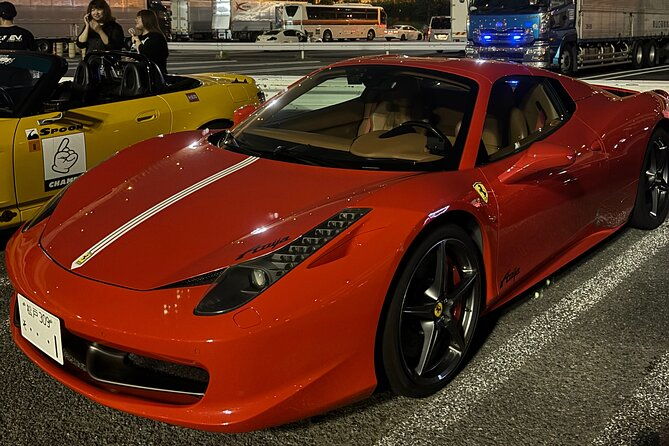 daikoku-cars-meet-experience-by-porsche-macan-2