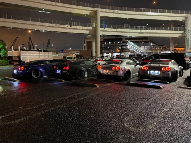 daikoku-parking-area-jdm-car-meet-tour-by-a-local-japanese