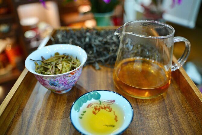 Daily Authentic Vietnam Tea Tasting & Train Street Tour - Key Points