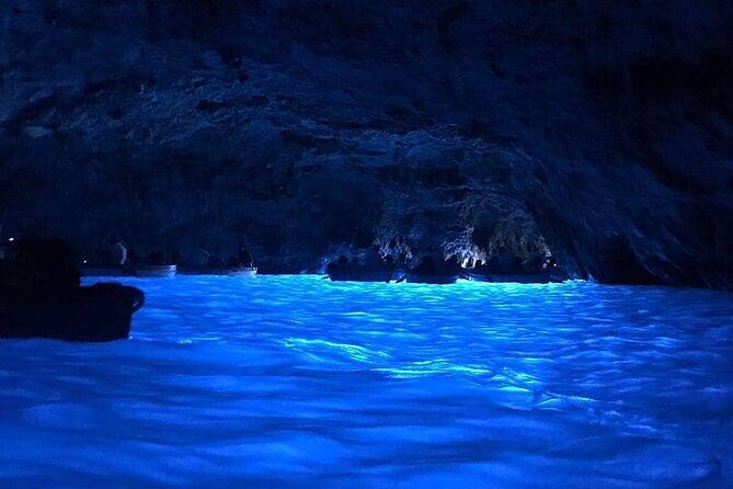 Daily Boat Tour to Capri from Sorrento in small group - FAQs