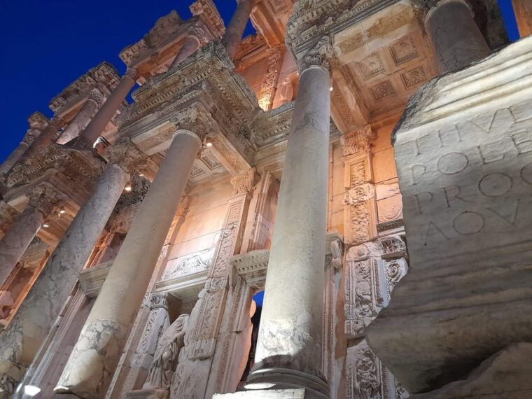 daily-ephesuspamukkale-tour-from-istanbul-by-return-flight