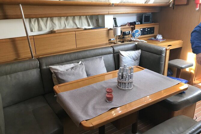 daily-excursion-by-dinghy-to-the-maddalena-archipelago-2