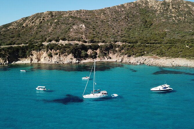 daily-excursion-by-dinghy-to-the-maddalena-archipelago-2
