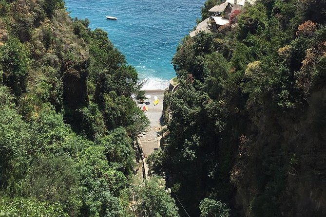 daily-excursion-full-day-8-hours-amalfi-ravello-pompei