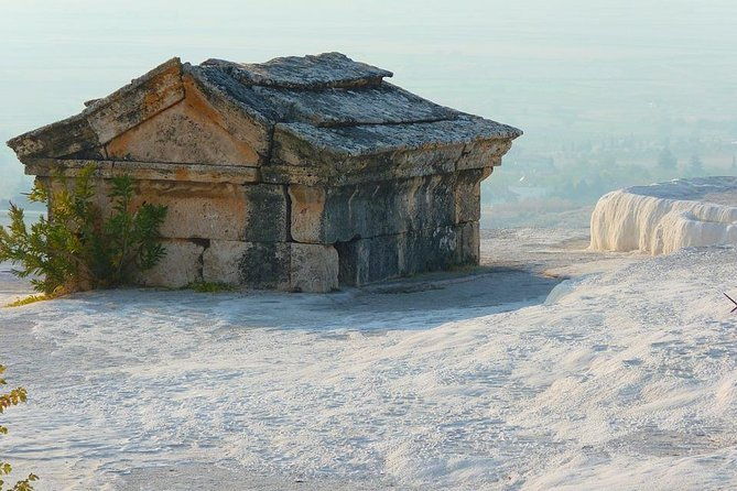 daily-guided-pamukkale-tour-with-pick-up-from-hotel-in-pamukkale