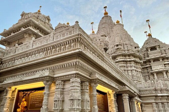 daily-round-trip-bus-tour-from-manhattan-ny-to-akshardham