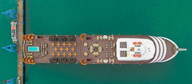 daily-tour-ha-long-bay-full-day-with-luxury-cruise