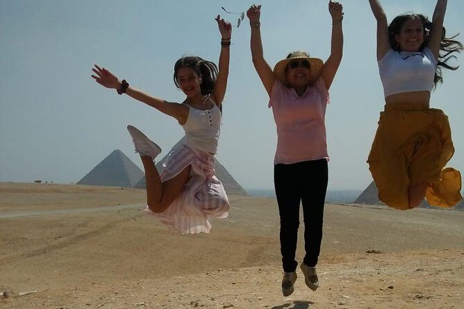 Daily tour to Giza pyramids for layover passengers - Practical Details and Tips